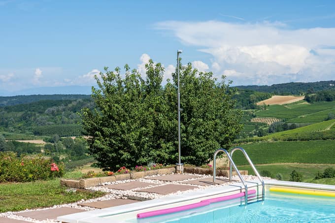 Fully restored luxury country home