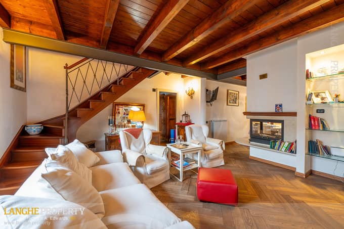 Luxury restored apartment in the centre of Asti