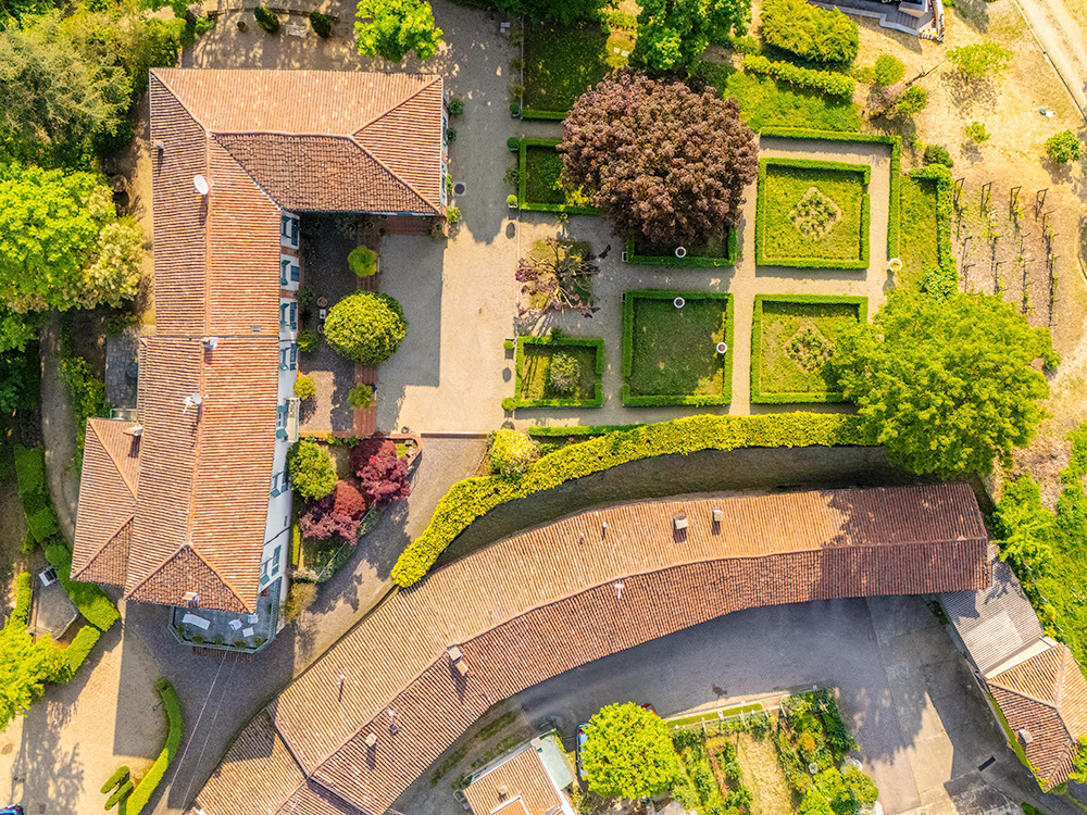 Helping international buyers purchase property in Piedmont, Italy with confidence, even when the home is listed by another agency