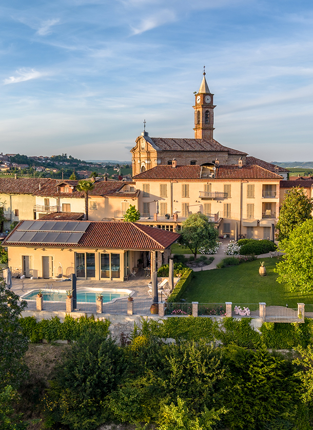 Boutique hotel for sale in Piedmont, Italy with restaurant and hospitality business near Alba