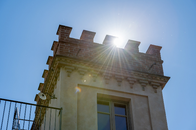 Fully restored luxury country home