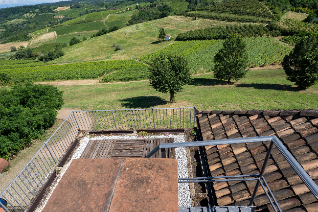 Fully restored luxury country home