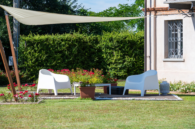 Fully restored luxury country home