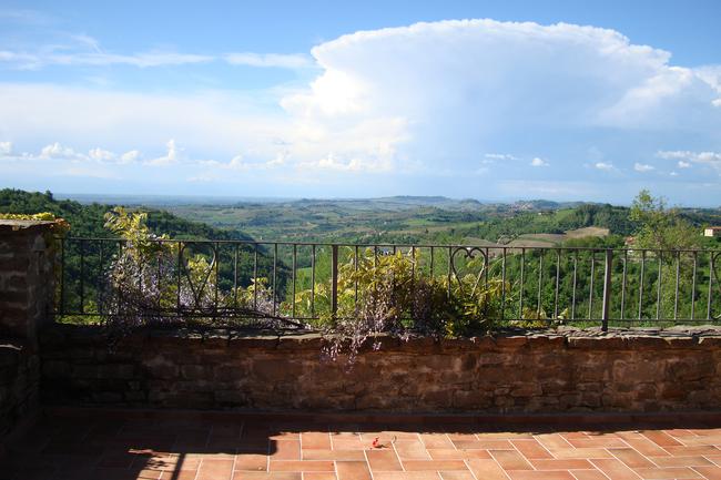 SOLD!! Langhe vacation rental & private home