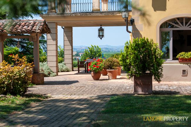 Located on it's own hill with views of vineyards, Alps and the Langhe hills