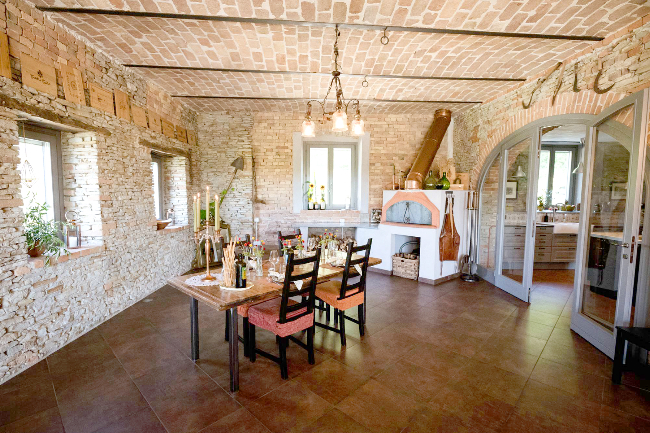 Beautiful Stone House with Breathtaking Views in Piedmont