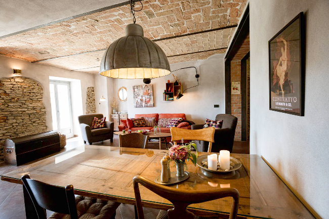 Beautiful Stone House with Breathtaking Views in Piedmont