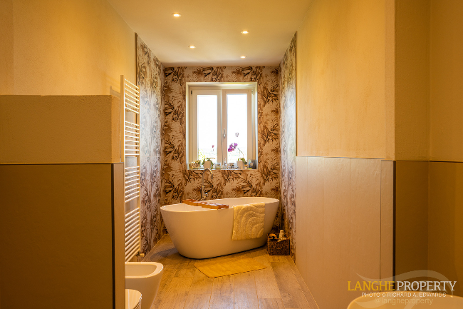 Agriturismo - B&B, restaurant, winery