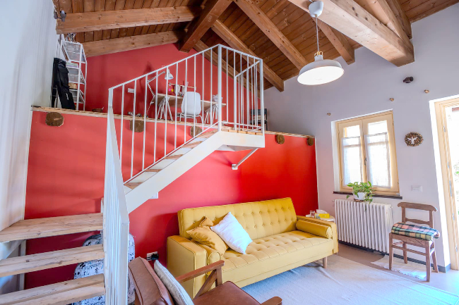 18th century ancient retreat located in Paradise