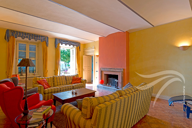 Unique wine property in stunning position