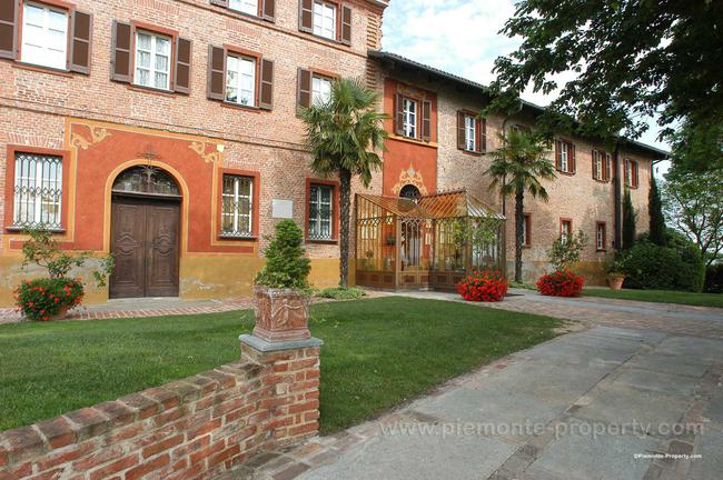 Luxury villa in beautiful position