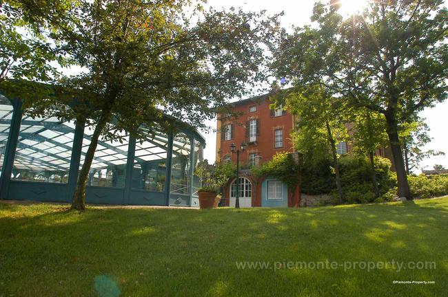 Luxury villa in beautiful position