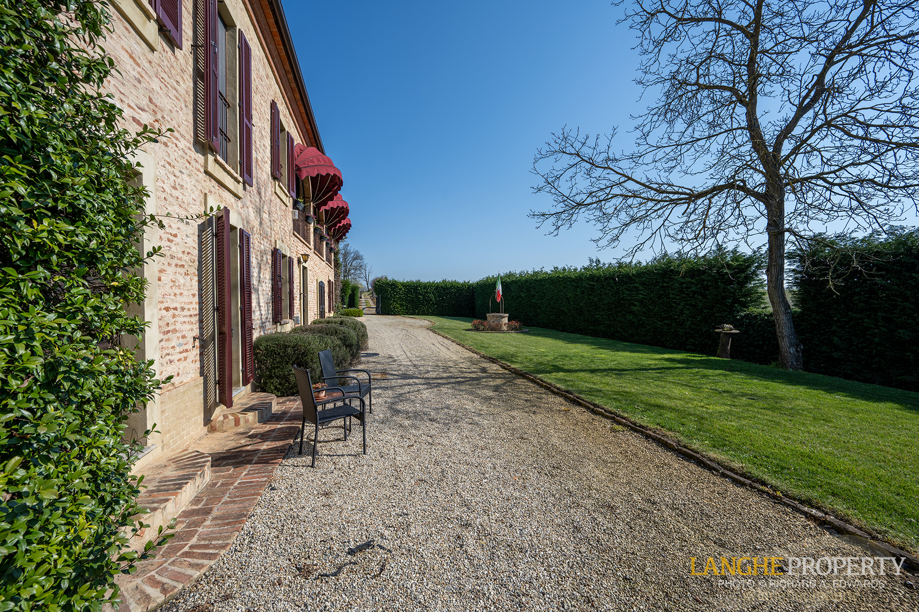 A luxury Italian country home where beauty, comfort, and nature meet