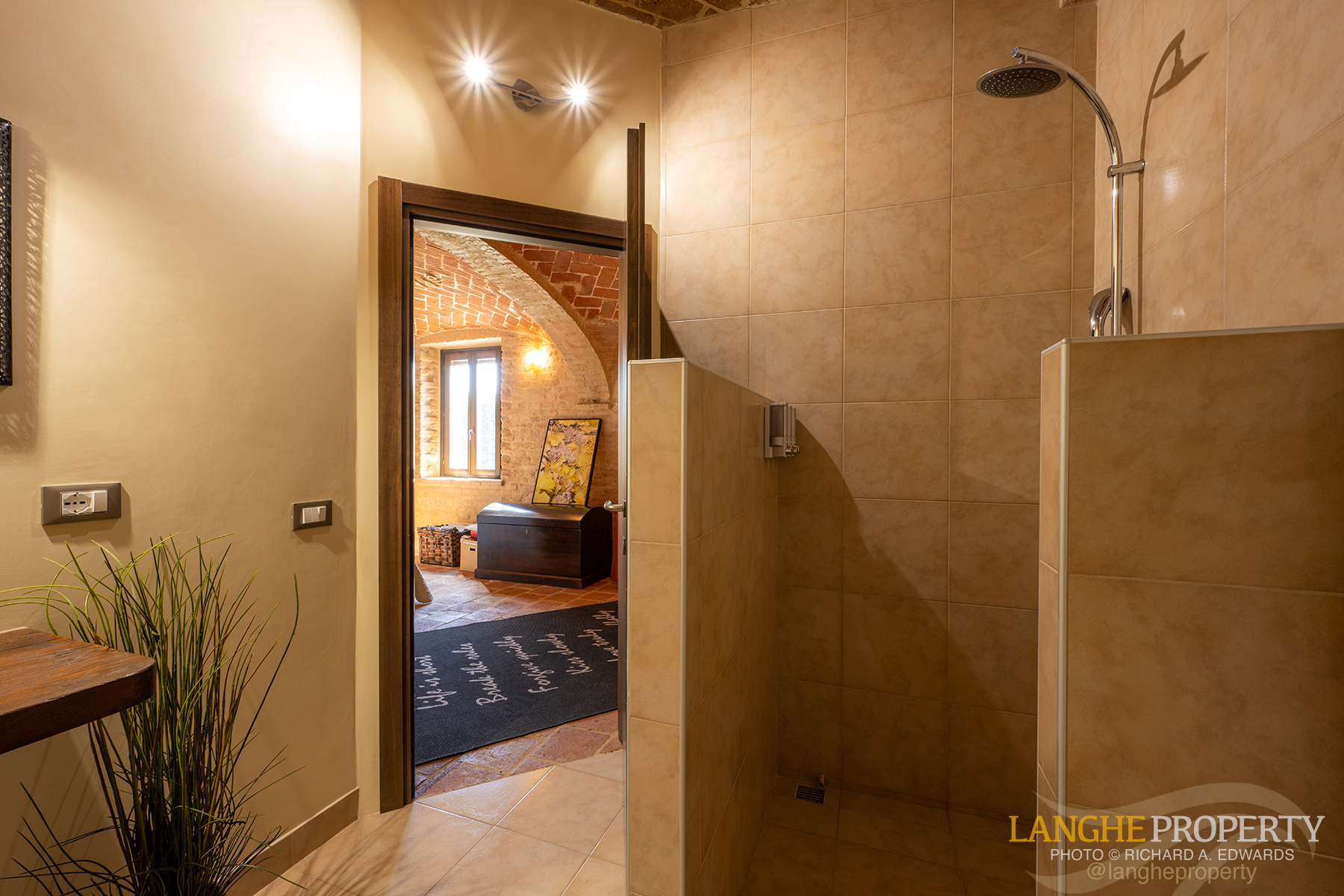 A luxury Italian country home where beauty, comfort, and nature meet