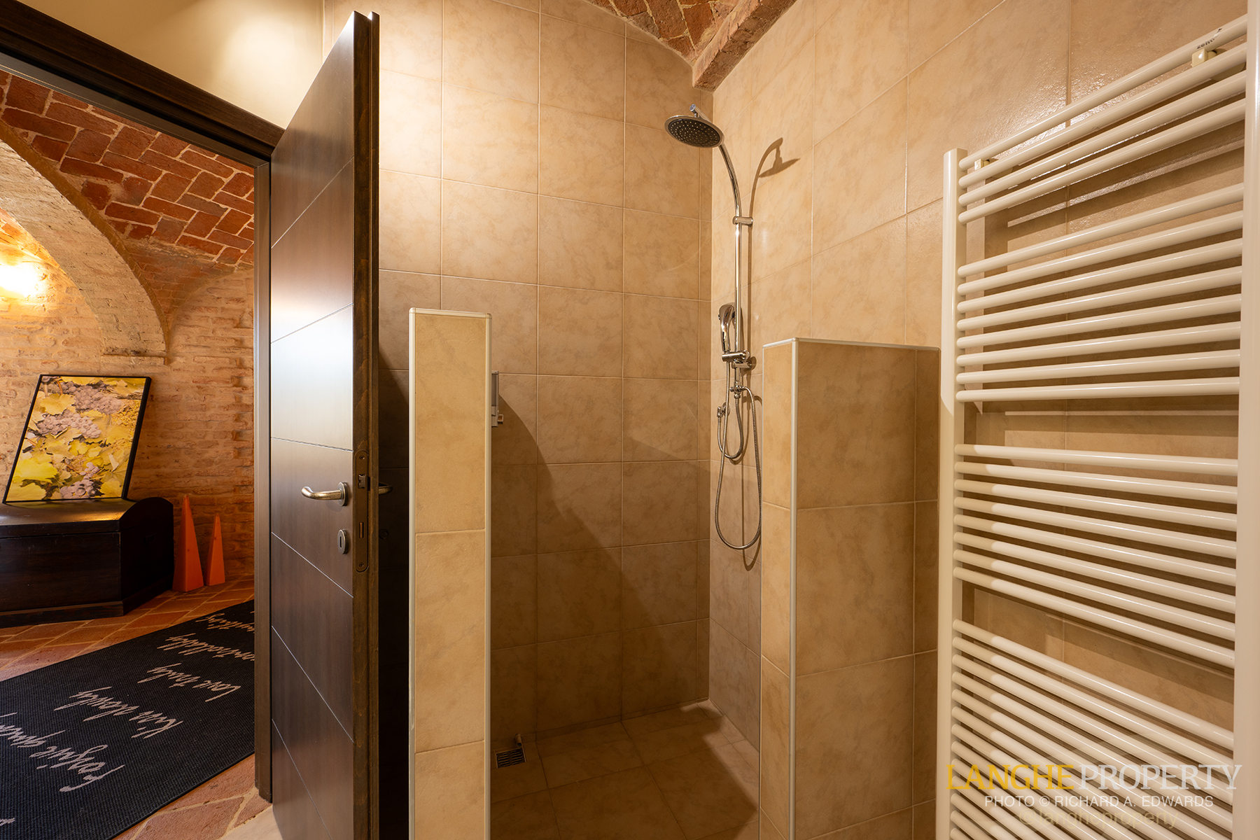 A luxury Italian country home where beauty, comfort, and nature meet