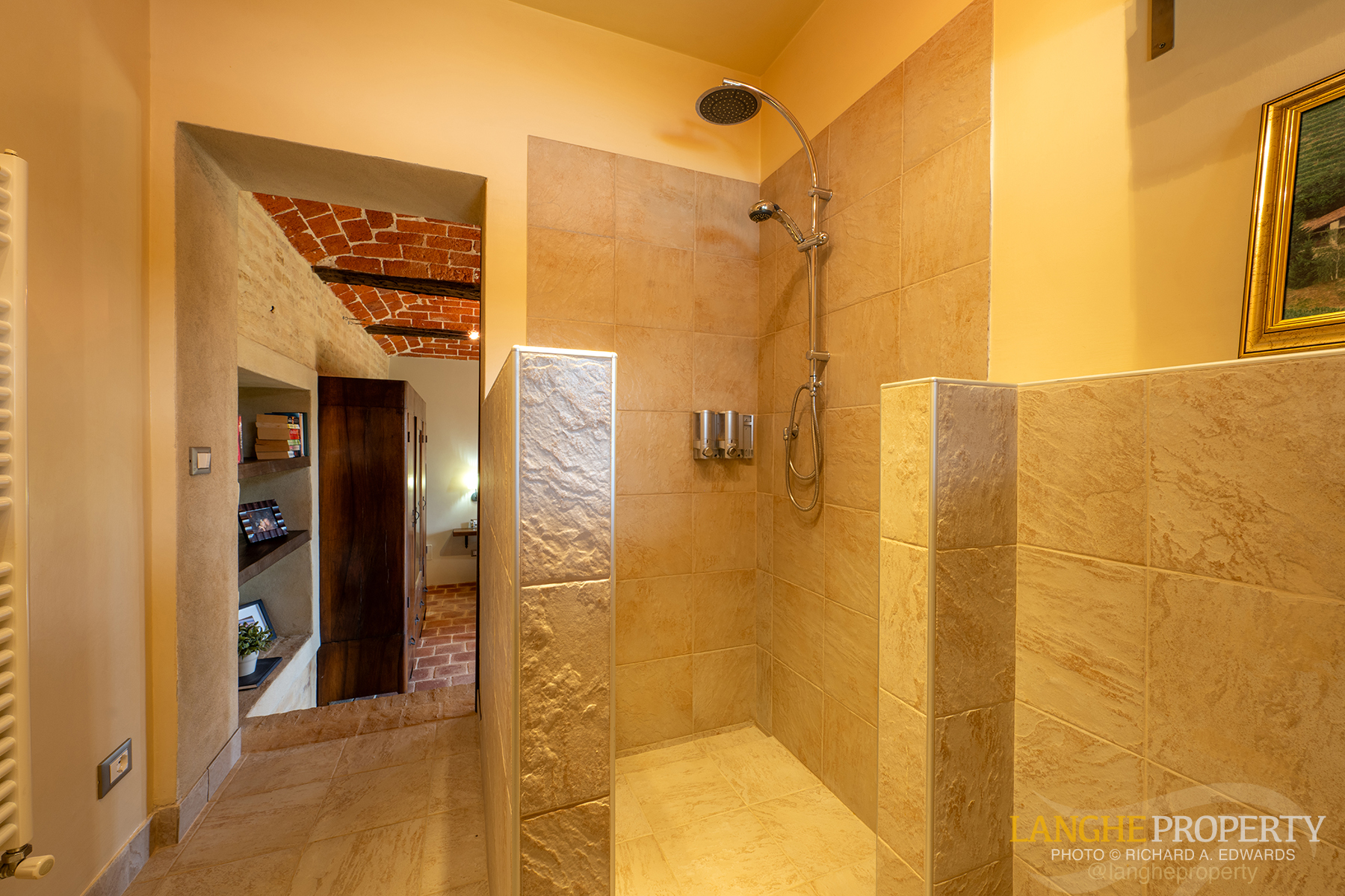 A luxury Italian country home where beauty, comfort, and nature meet