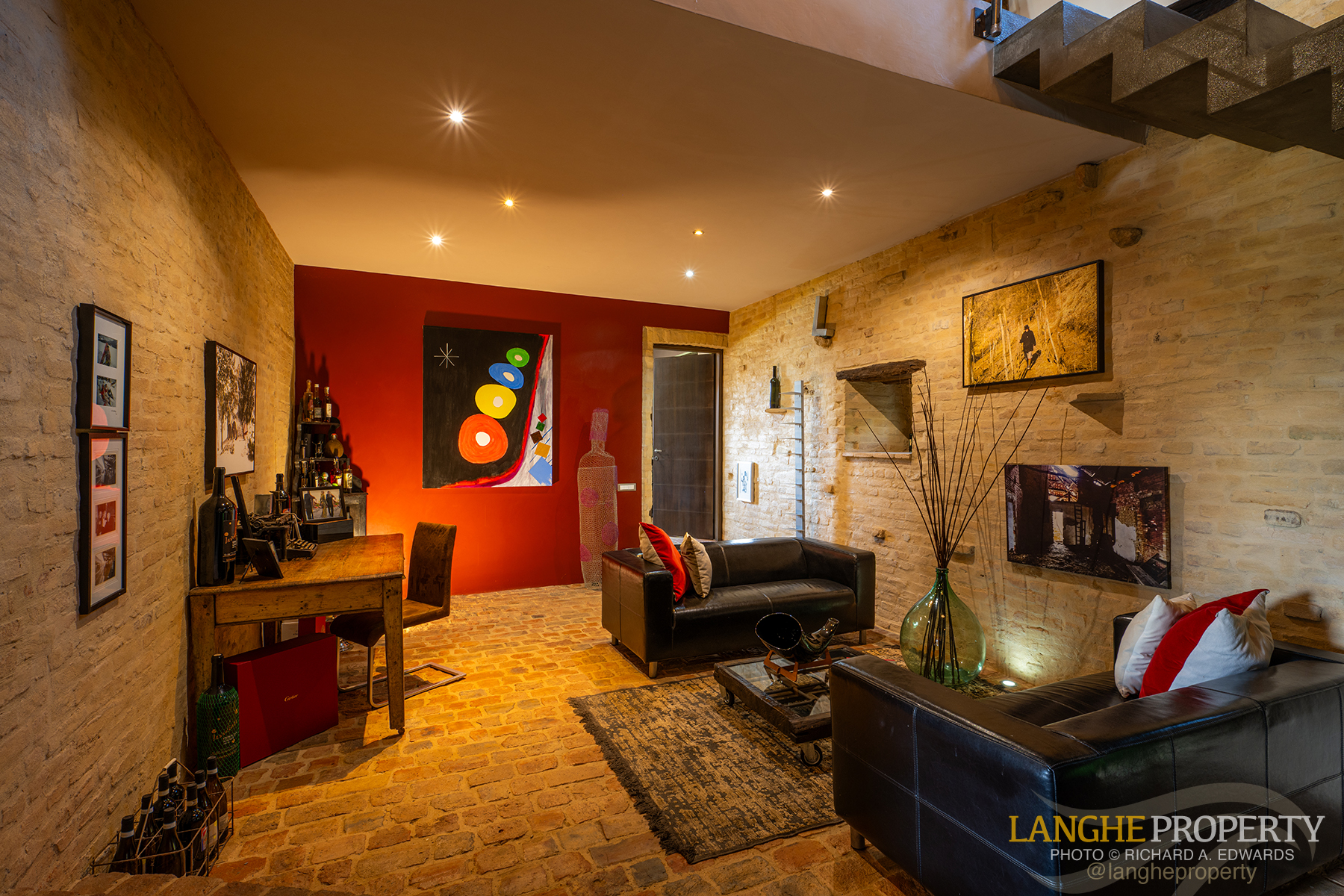 A luxury Italian country home where beauty, comfort, and nature meet