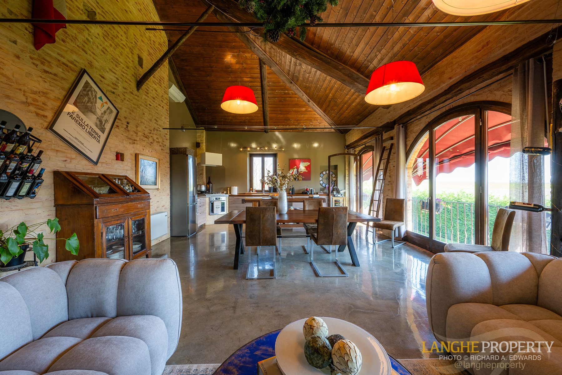 A luxury Italian country home where beauty, comfort, and nature meet