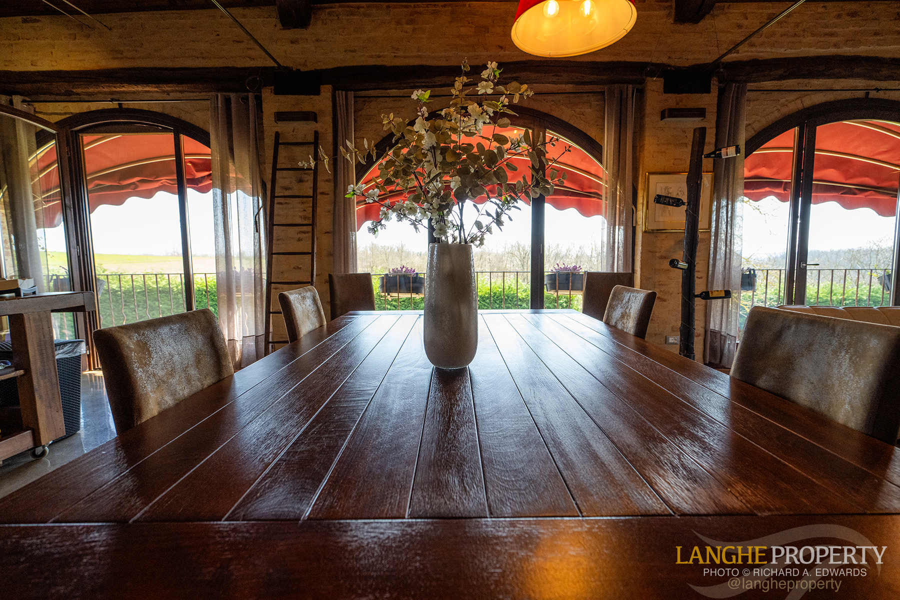 A luxury Italian country home where beauty, comfort, and nature meet