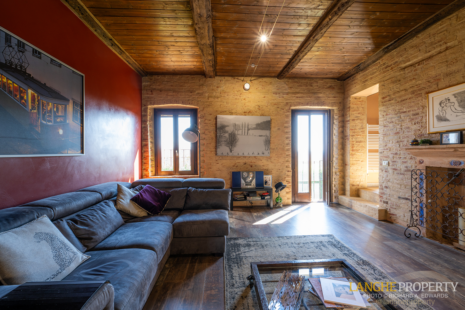 A luxury Italian country home where beauty, comfort, and nature meet