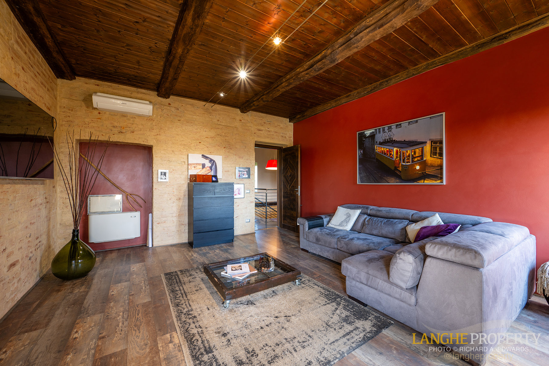 A luxury Italian country home where beauty, comfort, and nature meet