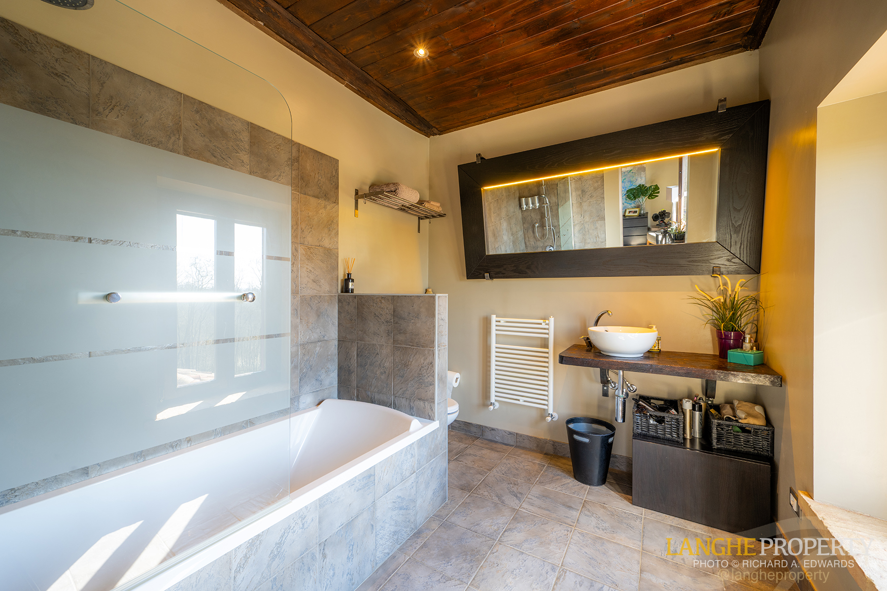 A luxury Italian country home where beauty, comfort, and nature meet