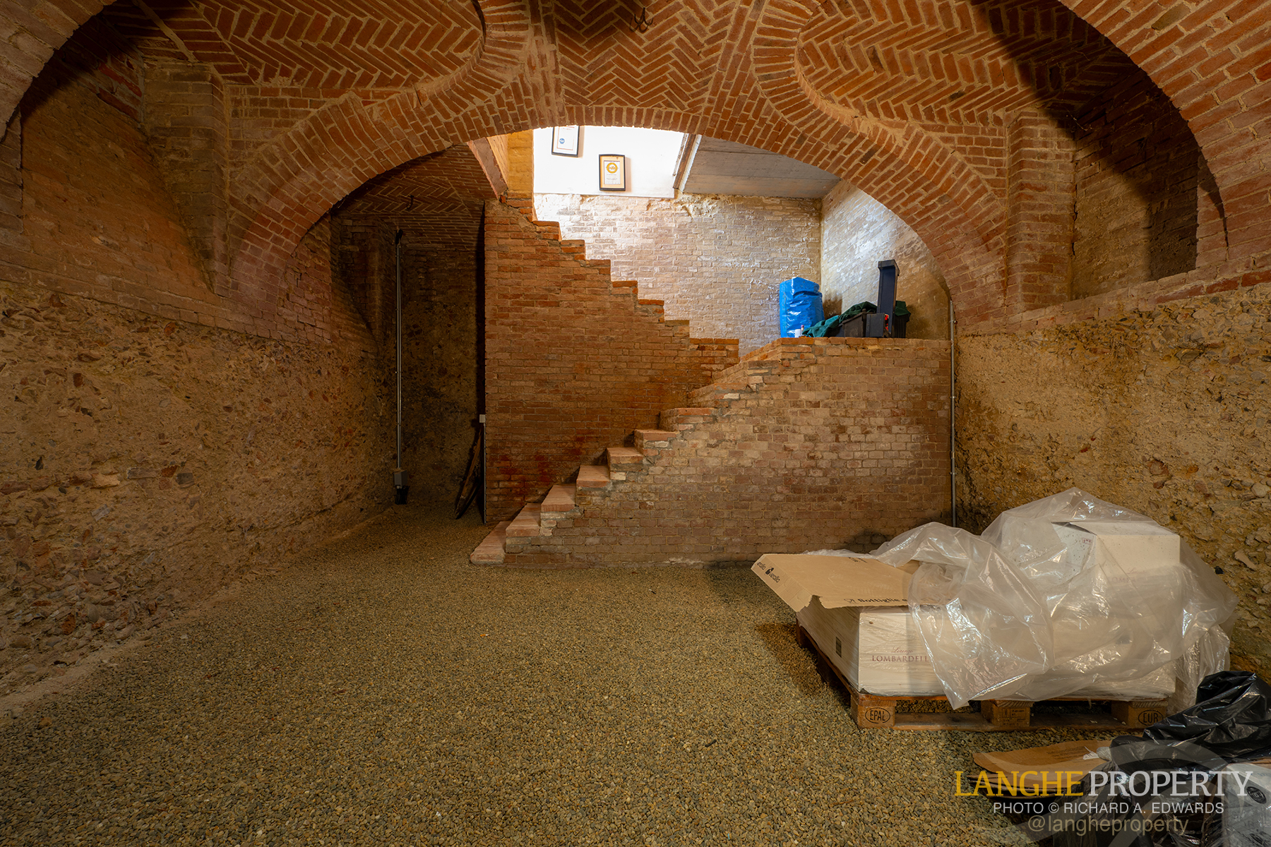 A luxury Italian country home where beauty, comfort, and nature meet