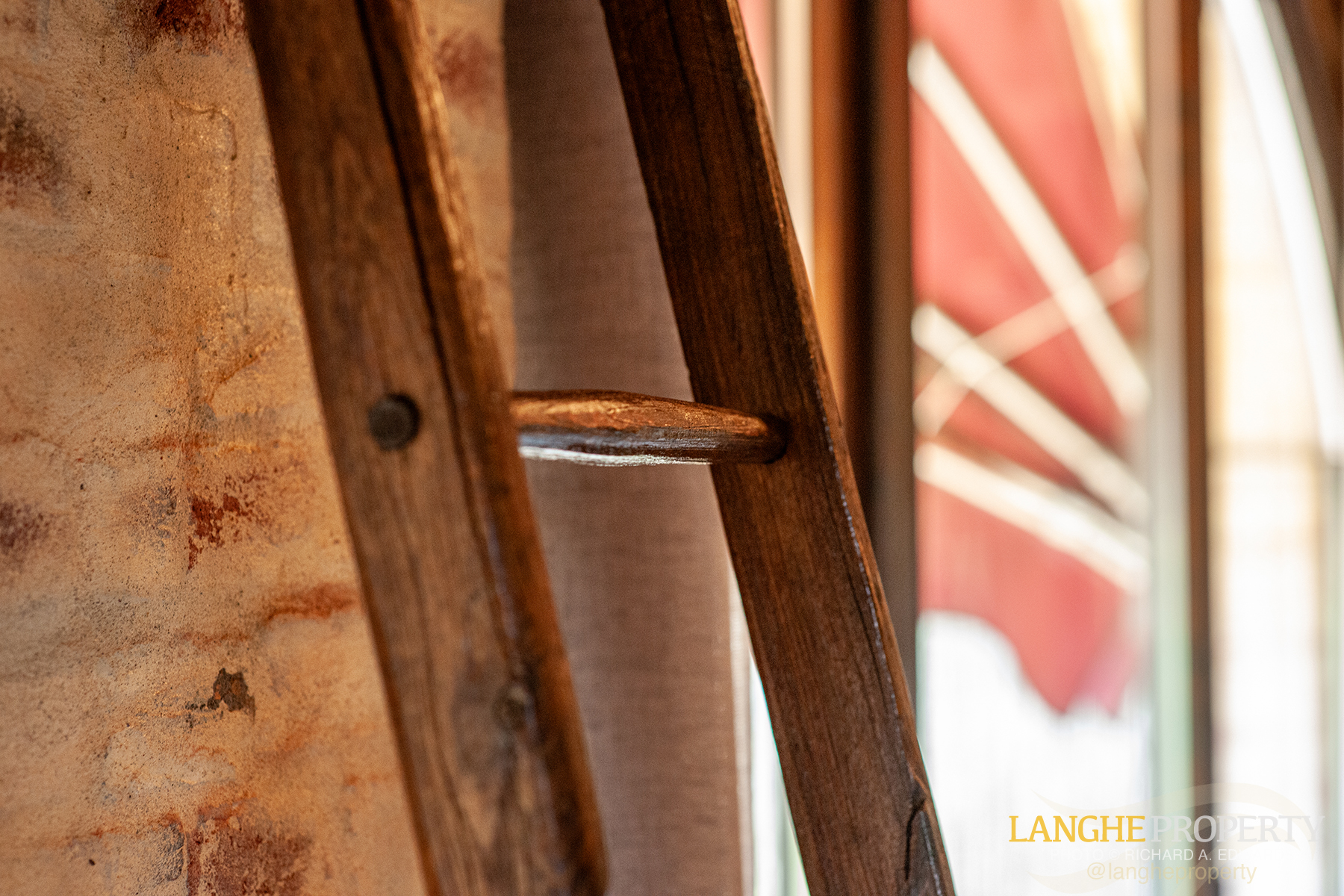 A luxury Italian country home where beauty, comfort, and nature meet