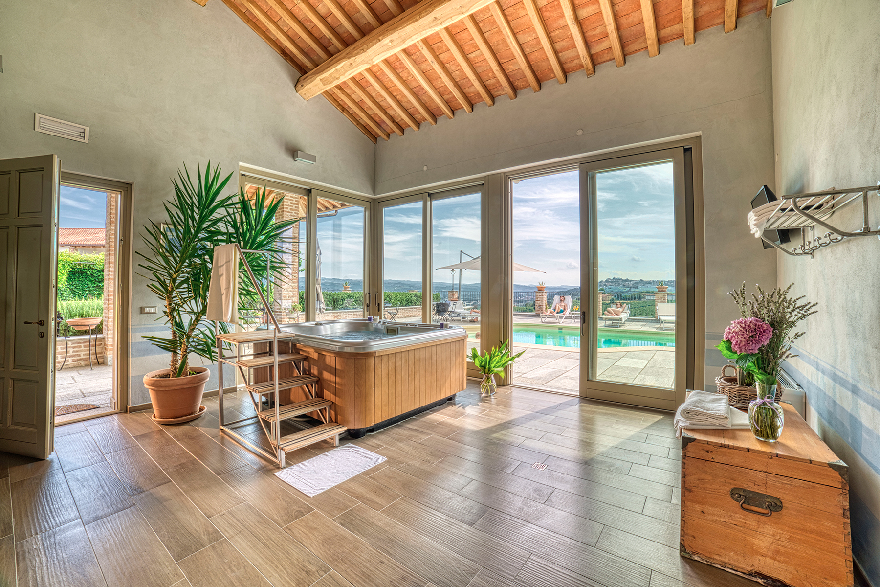 Luxury B&B & restaurant close to Alba