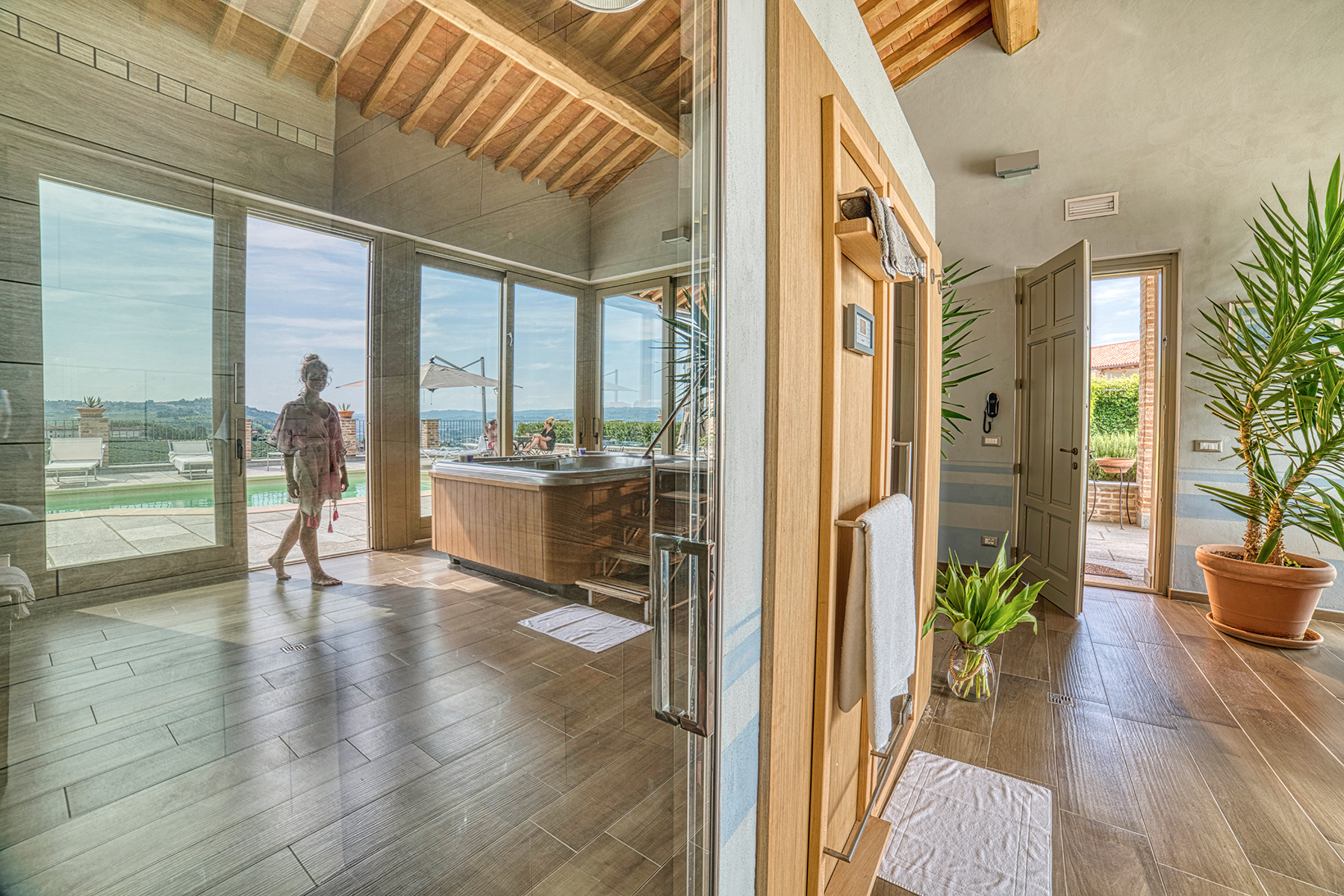 Luxury B&B & restaurant close to Alba